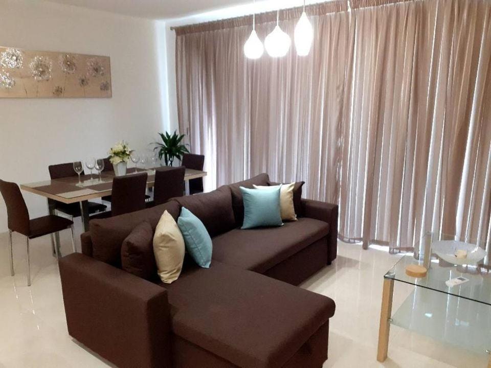 Beautiful, Sea View 2 Bedrooms Apartment, Marsalforn, Gozo ภายนอก รูปภาพ